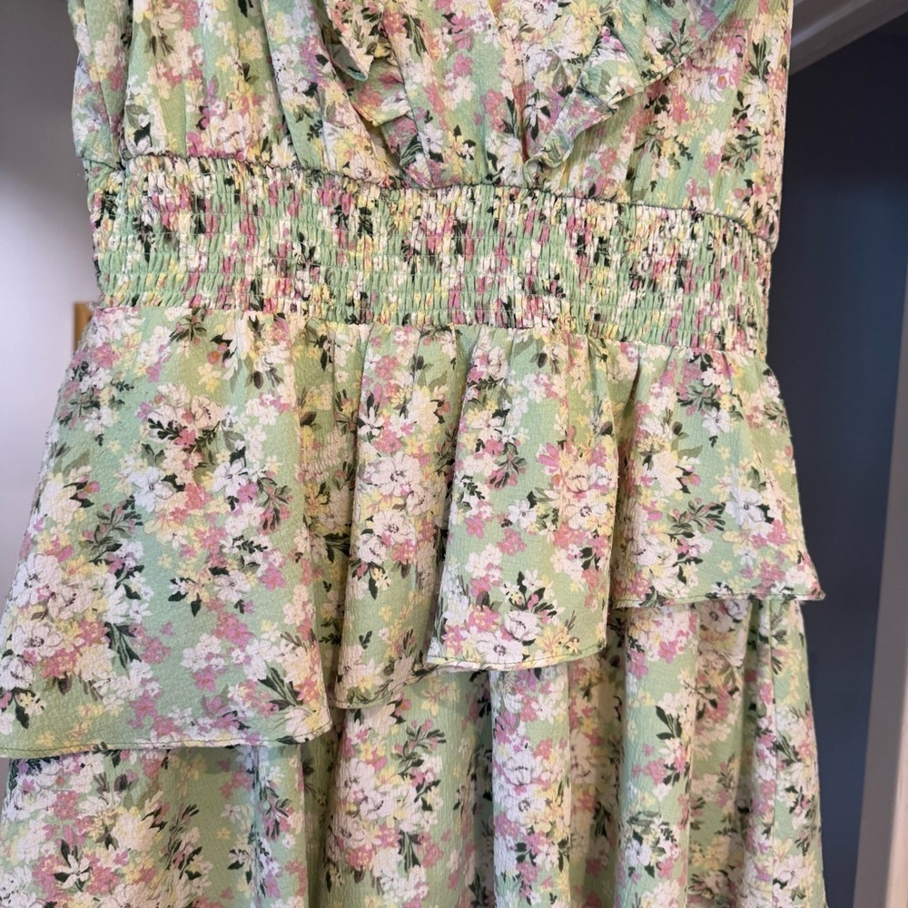 BCBGeneration Ditsy Floral Smocked Waist Tiered Skirt Ruffle Mini Dress Sz Large - Picture 8 of 13